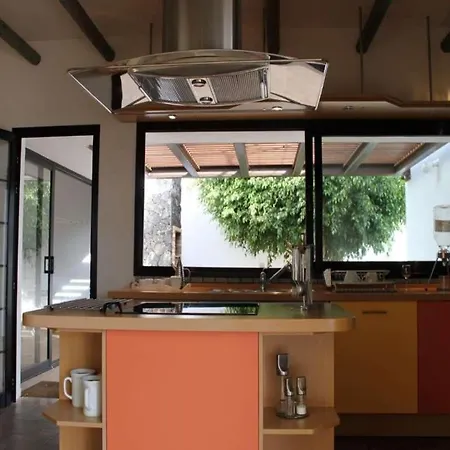 Sleeps 6 Pool Wifi 别墅 *