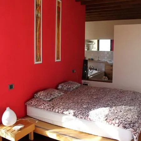 Sleeps 6 Pool Wifi Villa Nazaret
