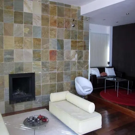 Sleeps 6 Pool Wifi Willa Nazaret